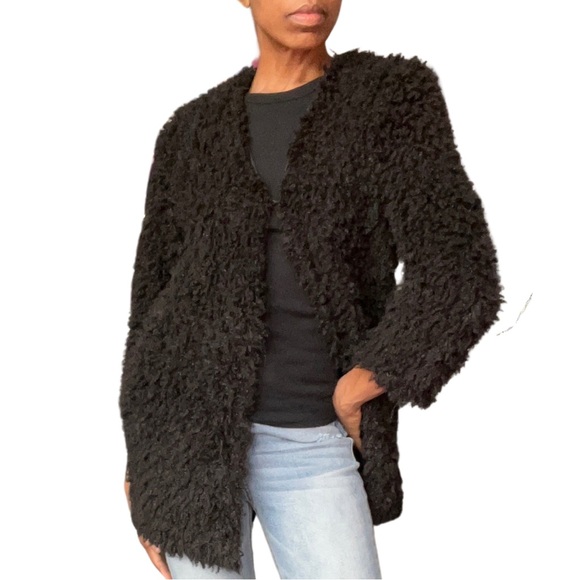 VERTIGO ALL BLACK 3/4 LENGTH SLEEVE CARDIGAN WITH TWO SIDE POCKETS - Picture 1 of 9